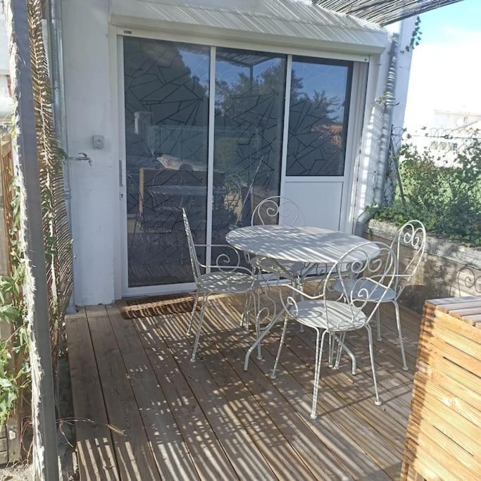 Tres Agreable Proche Tous Commerces Appartement
